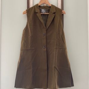 Petite Medium Green